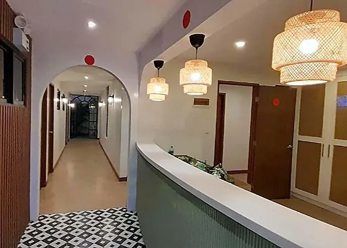 Aurora Pasay Near Airport 3* 마닐라