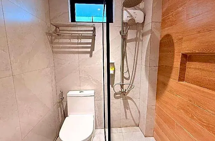 Aurora Pasay Near Airport 호텔 3*